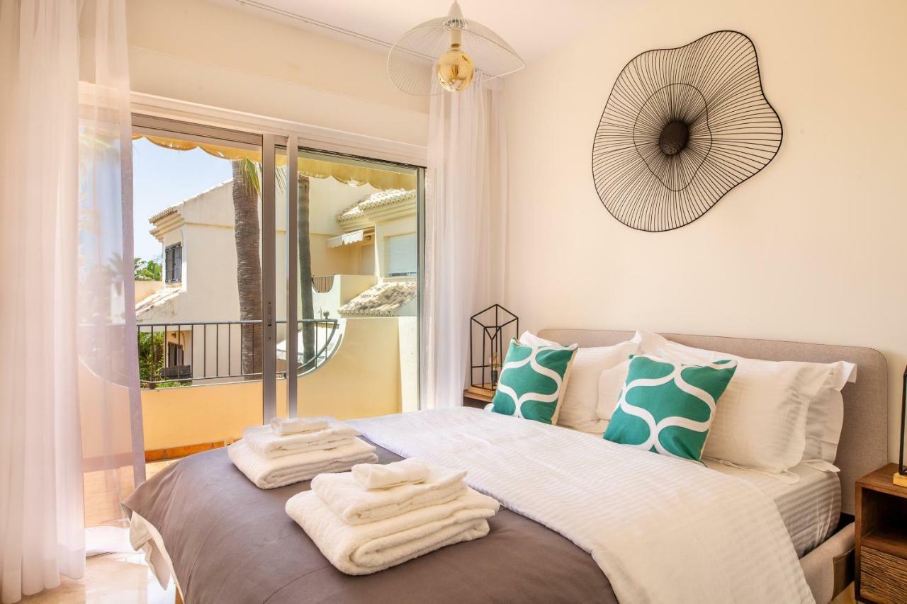 Stylish Townhouse In Beachfront Complex Marbella Kültér fotó